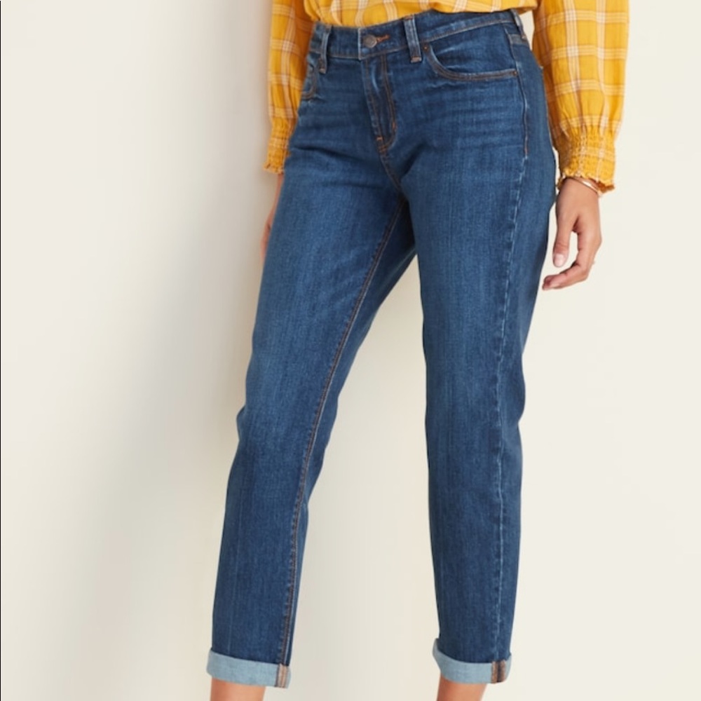 Old Navy Mid-Rise Boyfriend Straight Jeans, size 8
